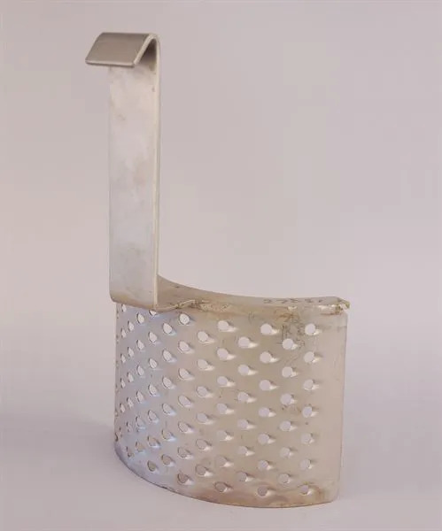 Grater with 7mm Ø perforations & hook handle for WA/LC wash mill