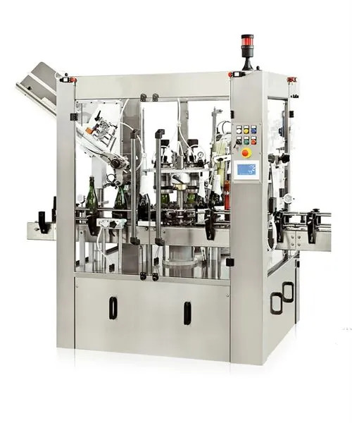 Automatic semi-rotary labeller for champagne bottles